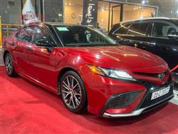 تۆیۆتا کامری